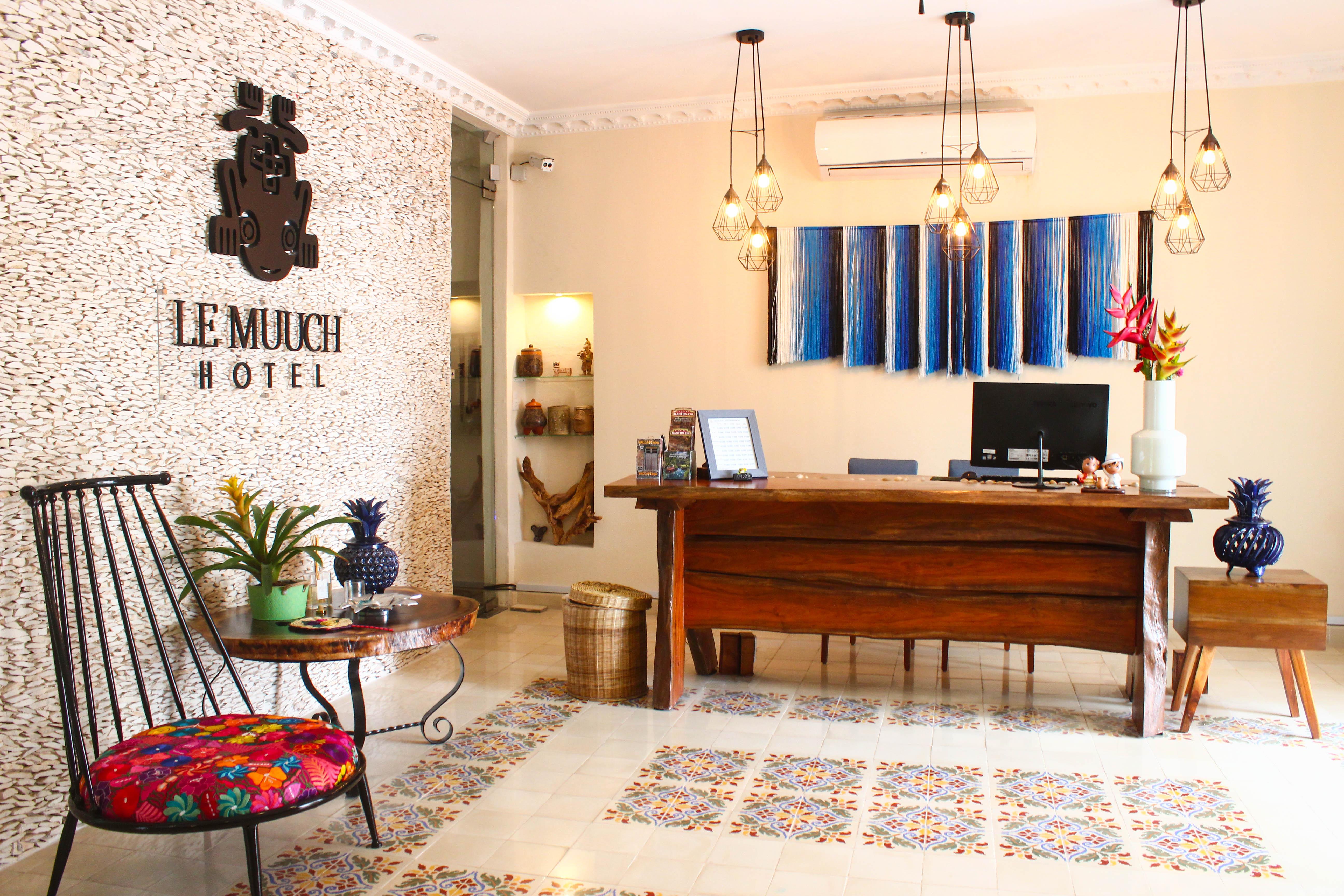 Le Muuch Boutique